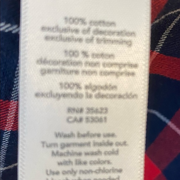 Oshkosh long sleeved shirt. - Picture 4 of 5